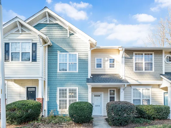 2204 Valley Haven Dr, Raleigh, NC 27603