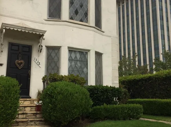 133 S Reeves Dr #C, Beverly Hills, CA 90212