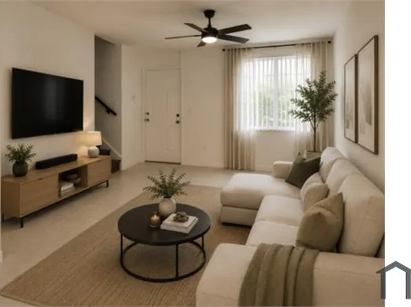 6149 SW 69th St #12, South Miami, FL 33143