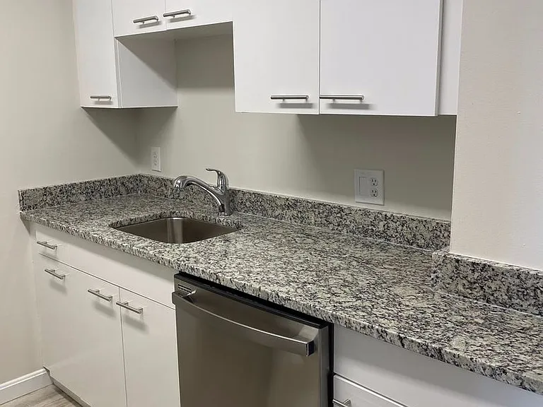 Border City Mills Apartments — Photo 15