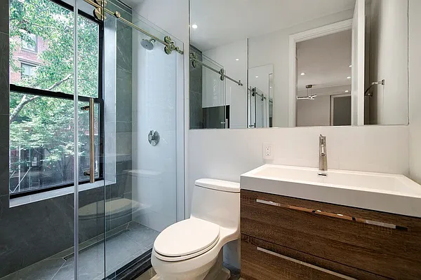 Rented by Kleier Residential | media 7