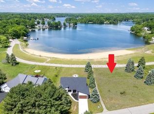 7889 Sunset Shores Dr, Stanwood, MI 49346