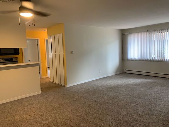 5th image of 1309 Kirkwood Dr APT 405