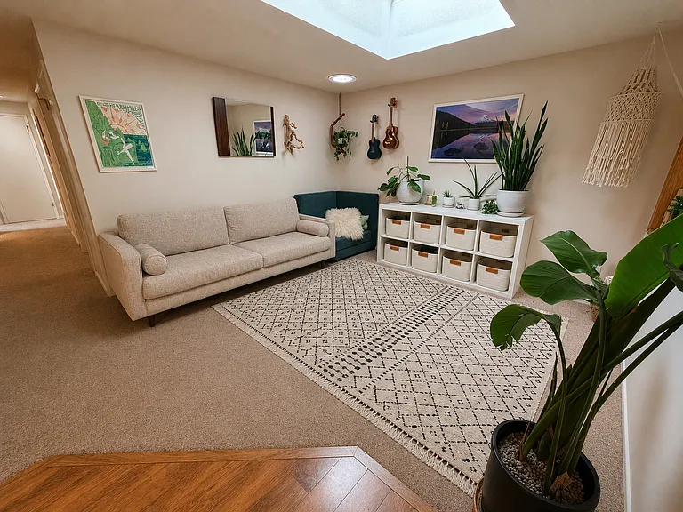 8430 SW 37th Ave — Photo 3