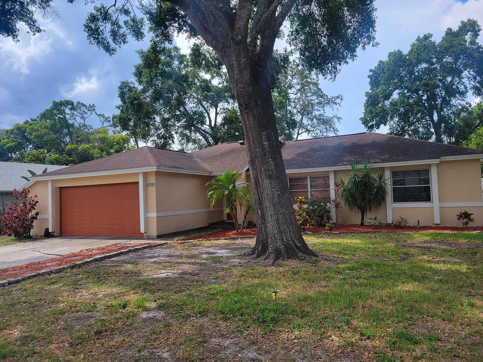 2108 Shirewood Ct — Photo 1