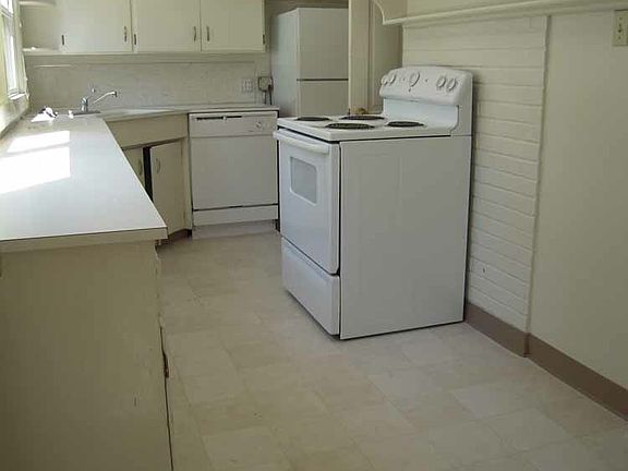 2nd image of 6416 Steilacoom Blvd SW