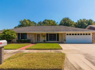 301 Grand Prairie Dr, Lafayette, LA 70506