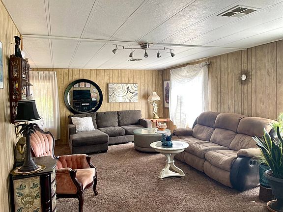 4th image of 94 Fostones Ave