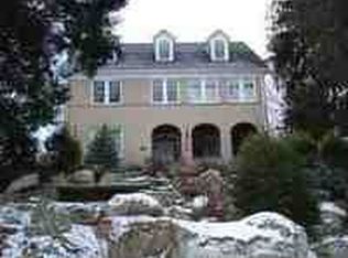 255 High Dr, Huntington, WV 25705