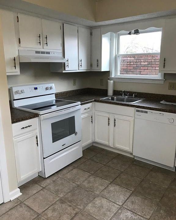 1st image of 4524 Cordova Rd