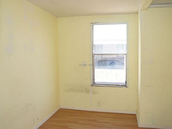 4th image of 3478 Fort McHenry Dr