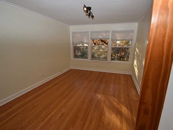 4th image of 8251 Kilpatrick Ave #2B