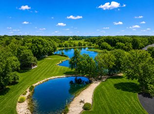 330 S Barrington Rd, Inverness, IL 60010