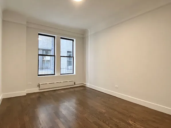 251 Ft Washington Avenue image 1 of 5