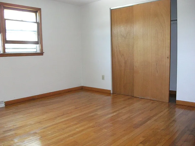 6463-65 Wells Drive — Photo 6