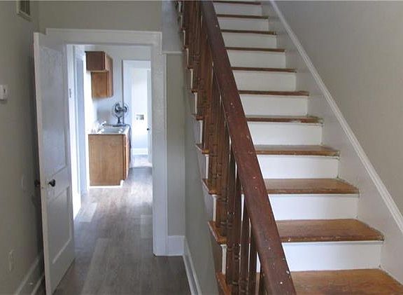 3rd image of 277 Grove Ave