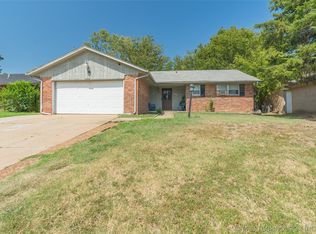 11529 E 28th St, Tulsa, OK 74129