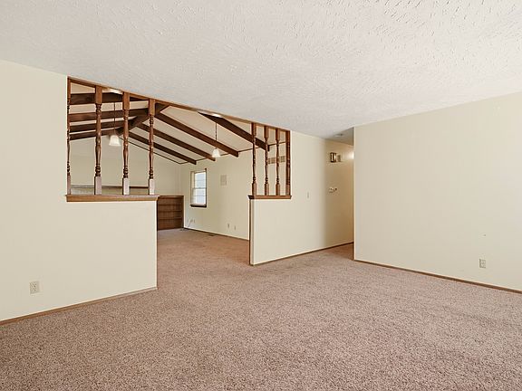 4th image of 1410 W 21st St