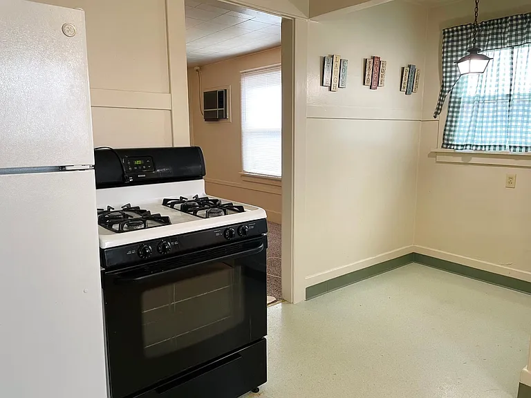 3513 Atchison St — Photo 3