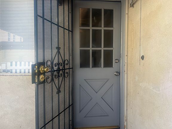 2nd image of 6008 Acacia Ave #B