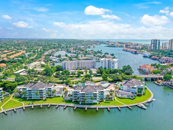 255 Park Shore Dr, Naples, FL