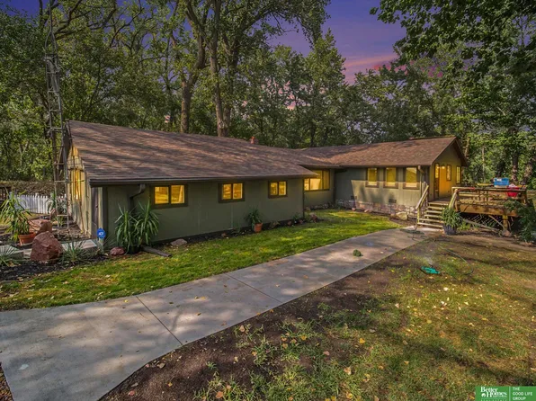 18580 SW 89th Rd, De Witt, NE 68341