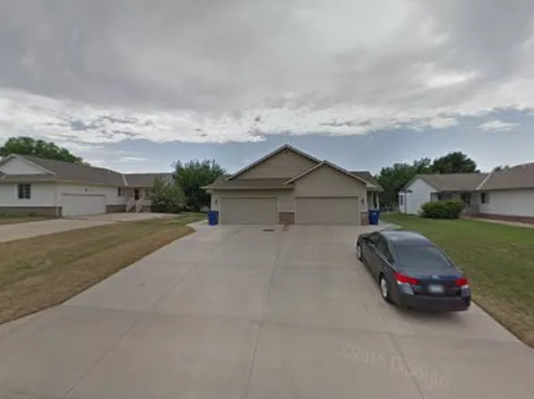 1421 E Windmill Rd, Derby, KS 67037