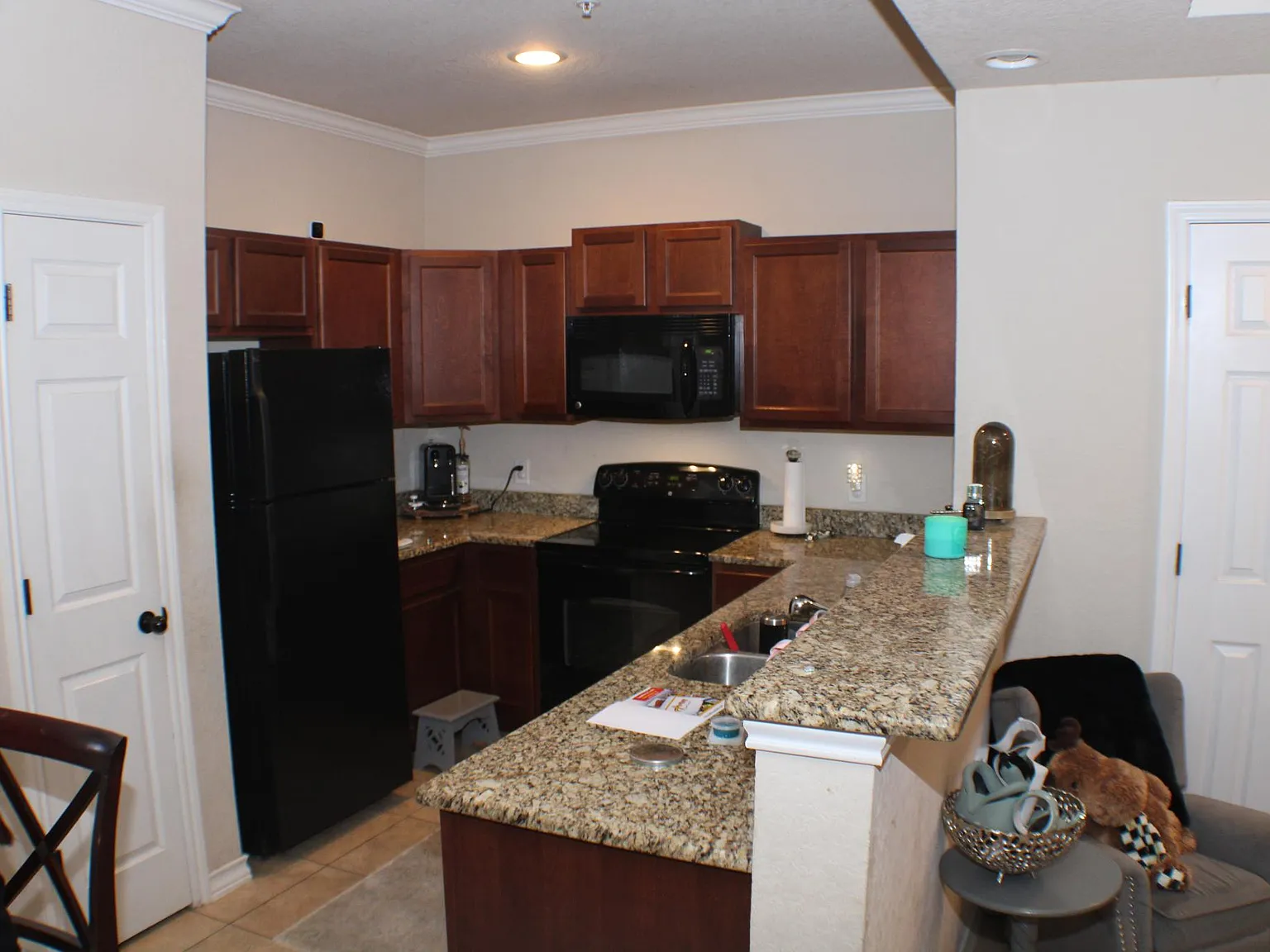 4923 Flipper Dr — Photo 4