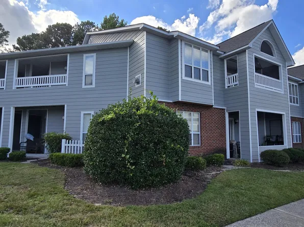 108 Breezewood Drive #D, Greenville, NC 27858