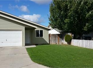 1335 SW 16th St, Redmond, OR 97756