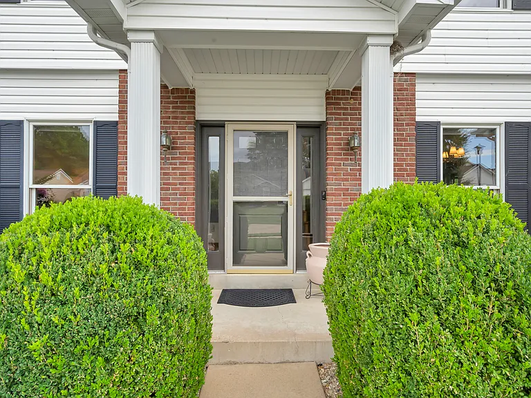 908 Burn Oak Dr — Photo 13
