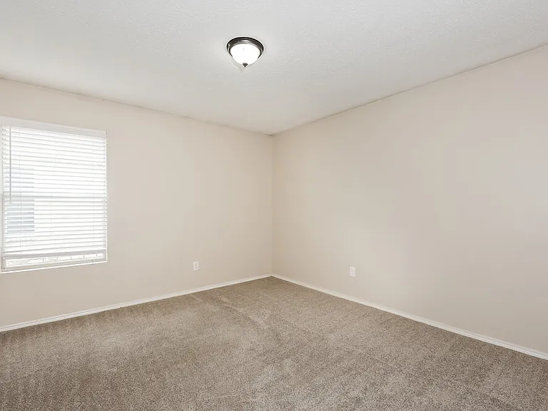 5312 Newcastle Ln — Photo 13