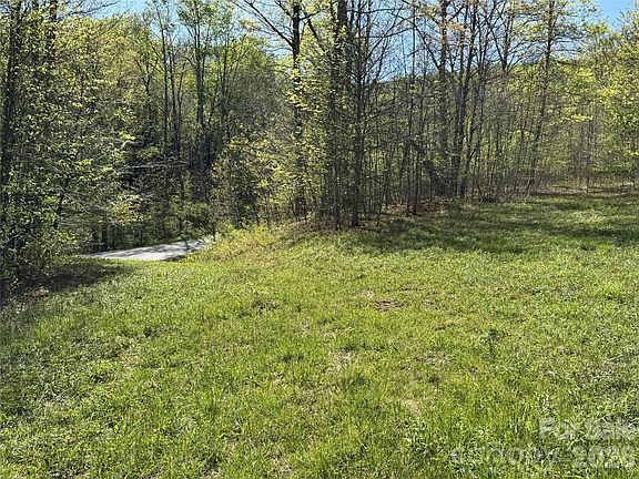 5th image of 8 Elk Creek Mountain Pkwy