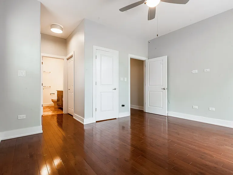 4417 S Indiana Ave #3S — Photo 7