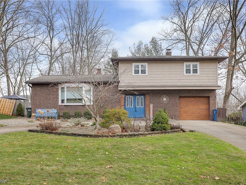 1st image of 3747 Chesterfield Dr