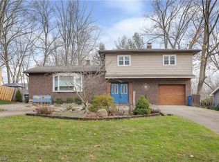 3747 Chesterfield Dr, Akron, OH 44319