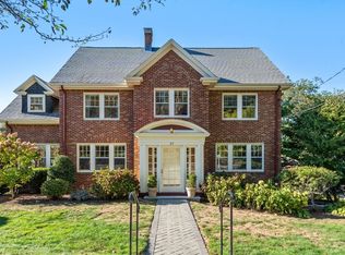 27 Chesterfield Rd, Newton, MA 02465