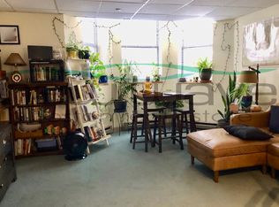 105 Queensberry St APT 13, Boston, MA 02215