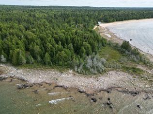 6214 N Naubinway Rd, Naubinway, MI 49762