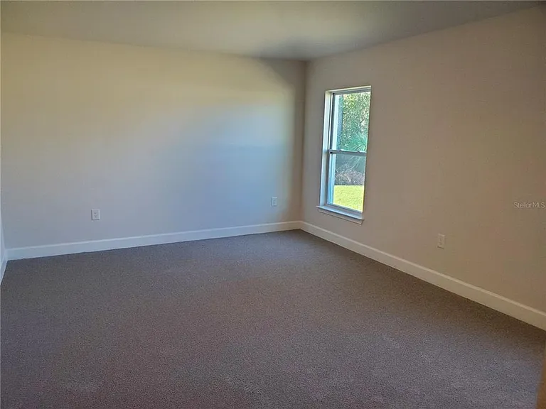 1138 Berry Ln — Photo 13