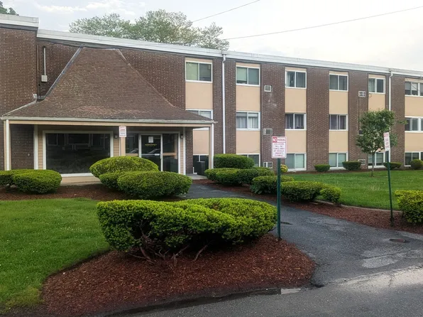 26 Willis St APT 33, Framingham, MA 01702