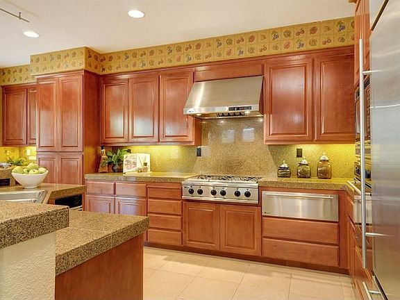 5th image of 5938 Pala Mesa Dr