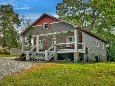 92 Asbury St, Epworth, GA, 30541