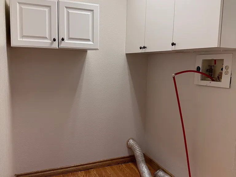 400 Fox Dr — Photo 5
