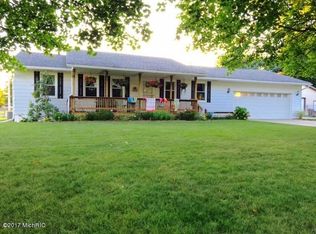 1002 Lauri Ln, Sturgis, MI 49091