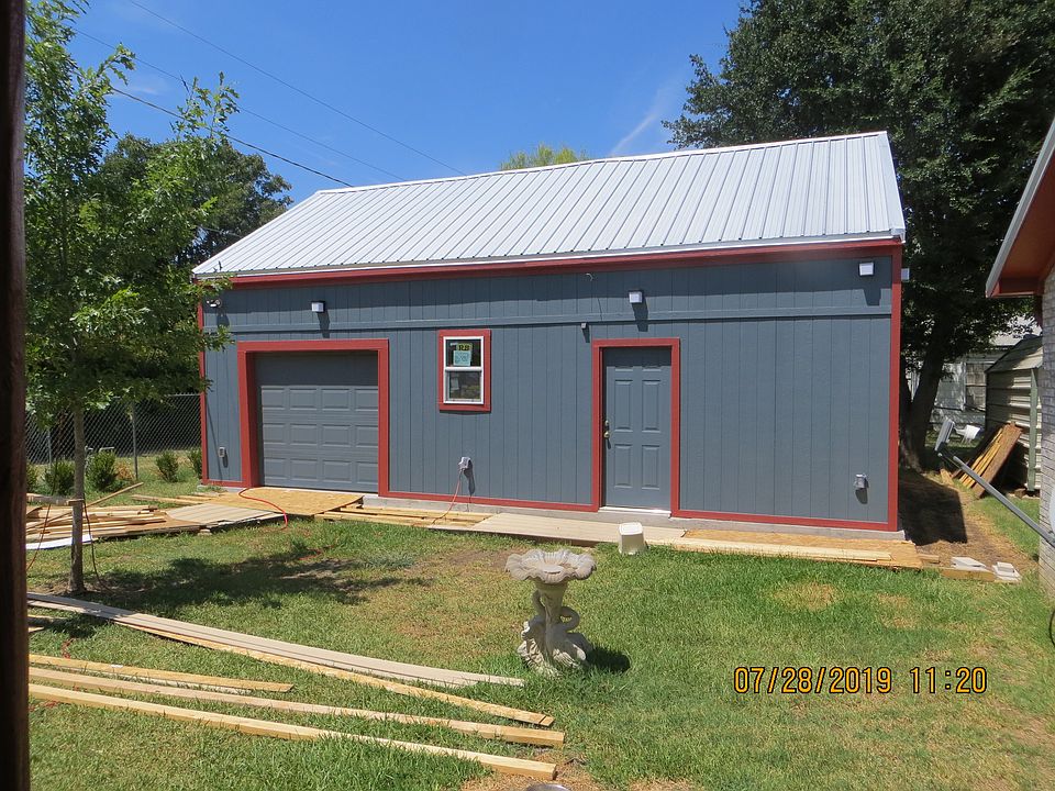 Exterior of New Shop 