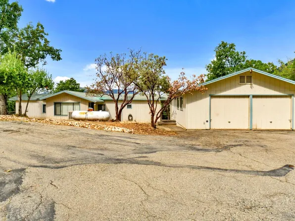 33965 Peckinpah Acres Dr, North Fork, CA 93643