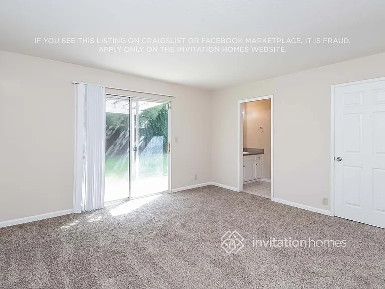 363 Rose Garden Ct — Photo 13