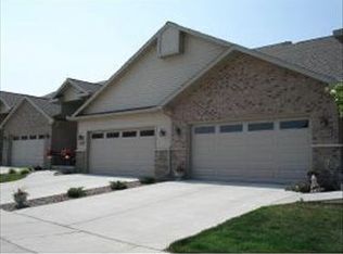 1253 Prairie Falcon Trl, Green Bay, WI 54313