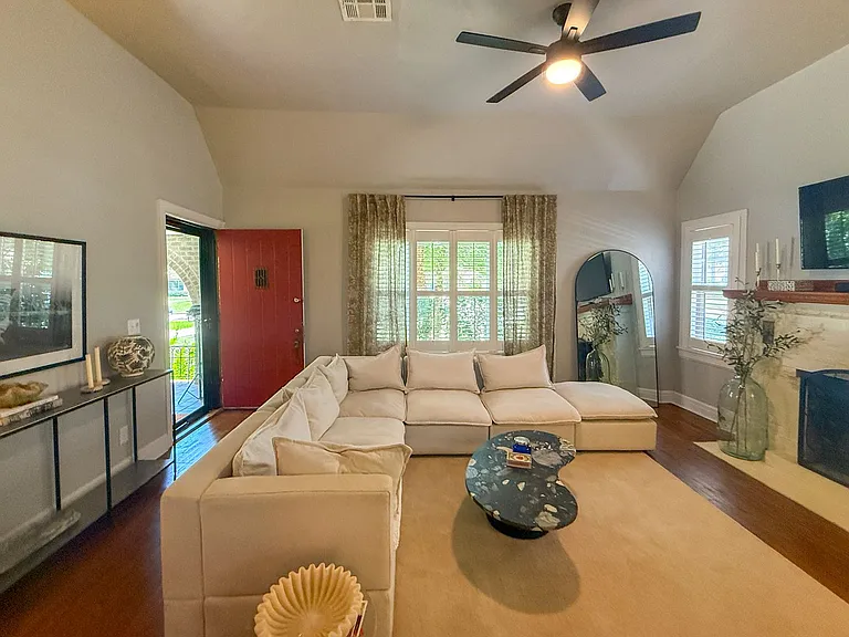 3121 NW 22nd St — Photo 10